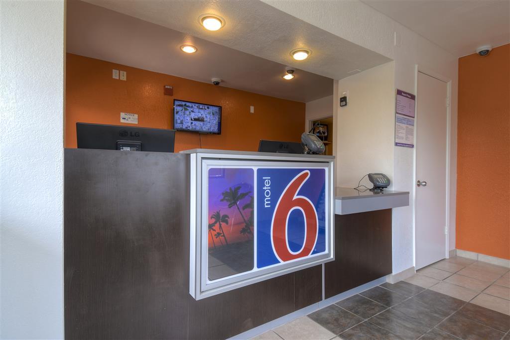 Motel 6-Baldwin Park, Ca - Los Angeles Logotyp bild